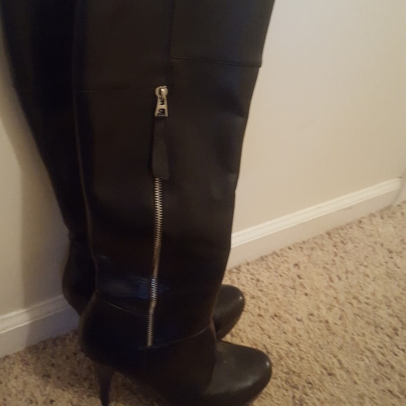 High heel boots - Picture 3 of 3